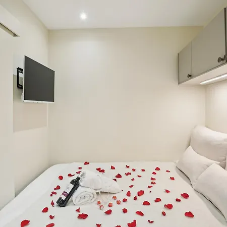 Lavie Maison Ac Hot Tub Montmartre * Paris