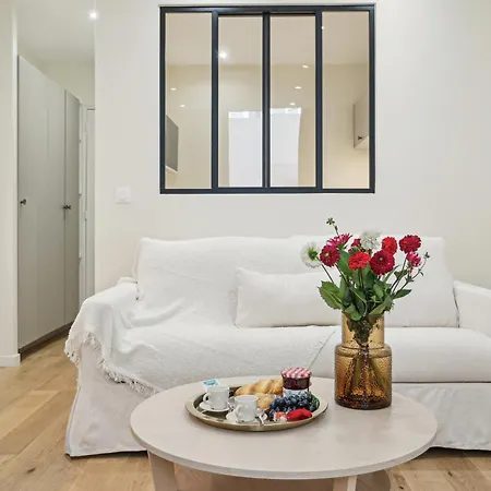 Lavie Maison Ac Hot Tub Montmartre Apartment *